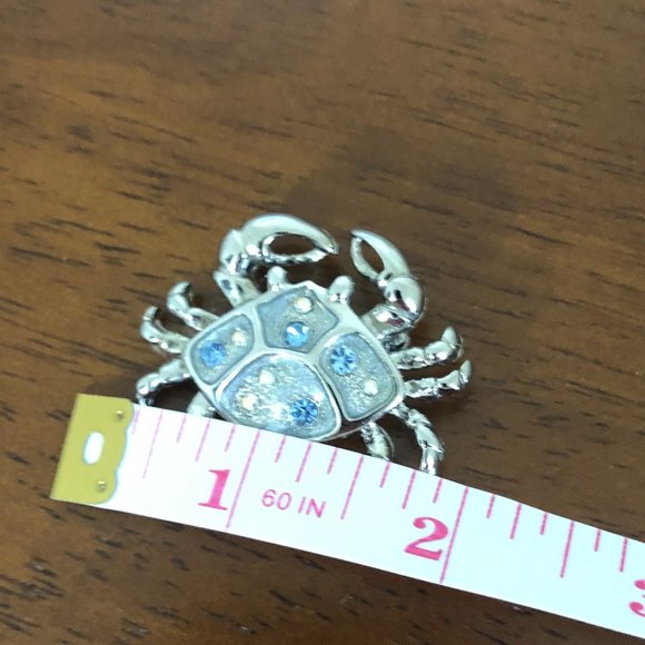 Vintage Silver Tone Rhinestone Crab Brooch Pin. - Picture 5 of 11